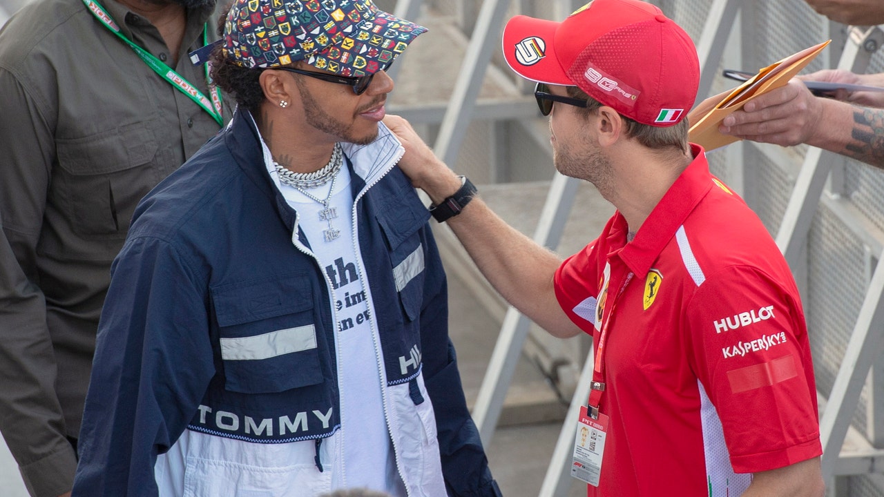 Hamilton says F1 should level playing field between teams